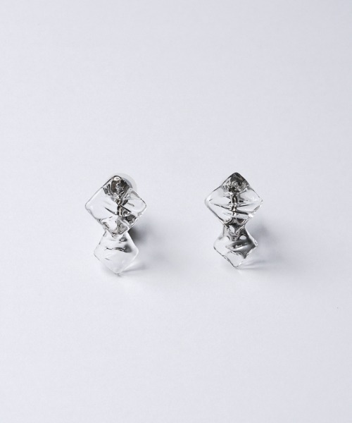 HARIO Lampwork Factory(ハリオランプワークファクトリー)の「イヤリング ウスライ(イヤリング・レディース・クリア・FREE)」の1枚目の写真