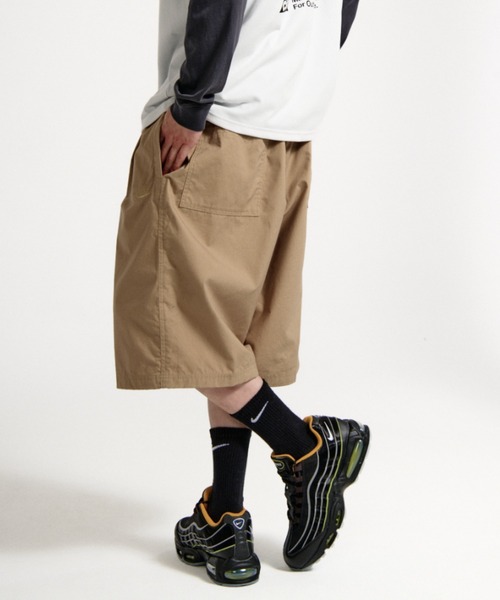 NIKE（ナイキ）の「ナイキ エア マックス 95 "Big Bubble" メンズシューズ / Nike Air Max 95 "Big Bubble" Men's Shoes IR5901-010 Black（スニーカー・メンズ・ブラック・30/24/24.5/25/29.5/25.5/26/26.5/27/27.5/28/28.5/29）」の4枚目の写真