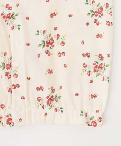 sense of wonder(センスオブワンダー)の「オーガニック野イチゴ半袖2WAYオール【日本製】(ロンパース・キッズ・ホワイト系・50-70cm)」の6枚目の写真