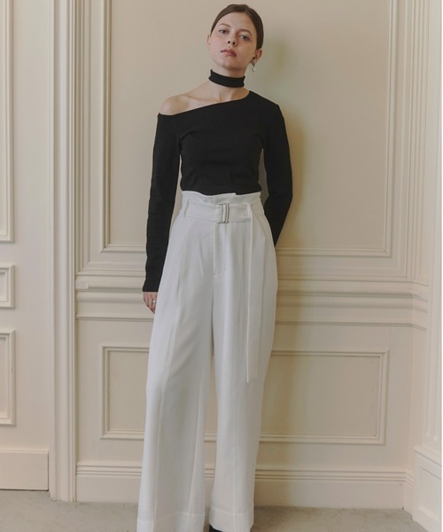 ORGUE（オルグ）の「Asymmetry choker tops/アシンメトリーチョーカートップス（Tシャツ/カットソー・レディース・バーガンディー/ホワイト/ブラック・FREE）」の6枚目の写真