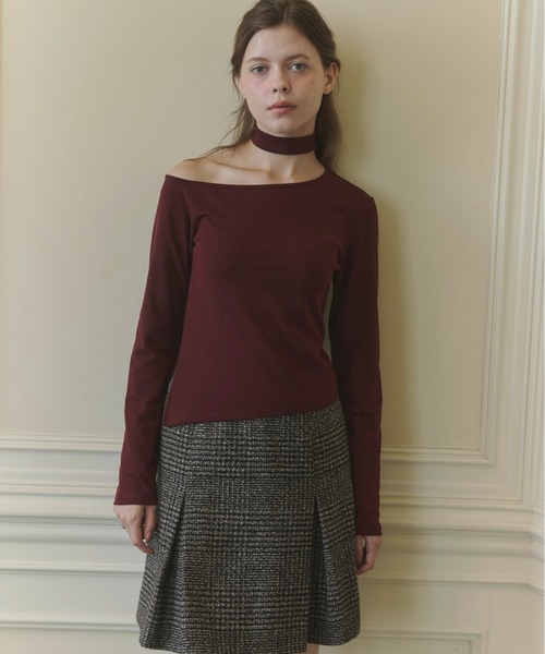 ORGUE（オルグ）の「Asymmetry choker tops/アシンメトリーチョーカートップス（Tシャツ/カットソー・レディース・バーガンディー/ホワイト/ブラック・FREE）」の9枚目の写真