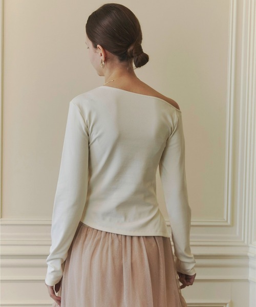 ORGUE（オルグ）の「Asymmetry choker tops/アシンメトリーチョーカートップス（Tシャツ/カットソー・レディース・バーガンディー/ホワイト/ブラック・FREE）」の15枚目の写真