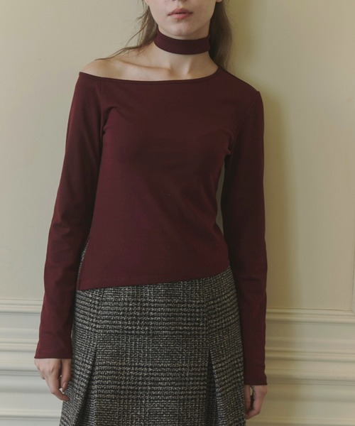 ORGUE（オルグ）の「Asymmetry choker tops/アシンメトリーチョーカートップス（Tシャツ/カットソー・レディース・バーガンディー/ホワイト/ブラック・FREE）」の12枚目の写真