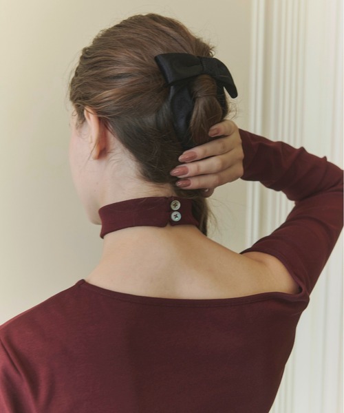 ORGUE（オルグ）の「Asymmetry choker tops/アシンメトリーチョーカートップス（Tシャツ/カットソー・レディース・バーガンディー/ホワイト/ブラック・FREE）」の11枚目の写真
