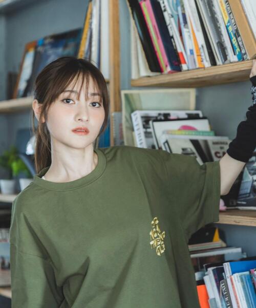 L.H.P(エルエイチピー)の「CHRONOIZM/クロノイズム/VINTAGE T-SHIRT(Tシャツ/カットソー・メンズ・モスグリーン・L)」の3枚目の写真