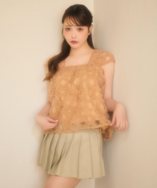 miune(ミューヌ)の「チュールトップス(タンクトップ・レディース・アイボリー/ベージュ・FREE)」の17枚目の写真