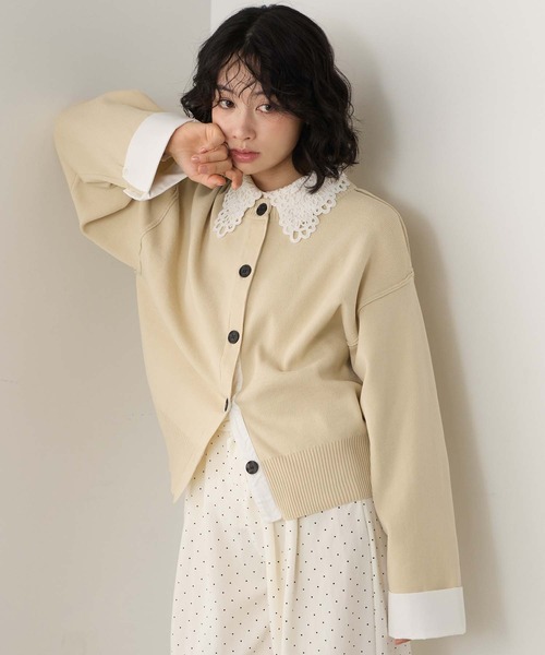 Cherir Mignon(シェリルミニョン)の「【Cherir Mignon】ブロードシャツレイヤードニットカーディガン(カーディガン/ボレロ・レディース・チャコール/ブラウン/アイボリー・FREE)」の4枚目の写真