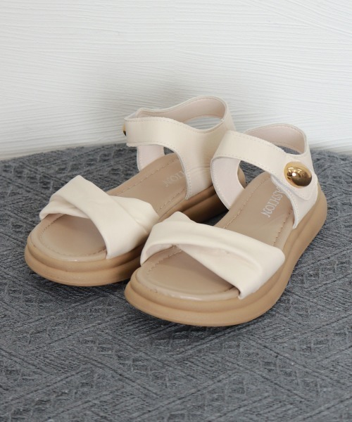 Miniministore(ミニミニストア)の「フラットサンダル 厚底サンダル 軽量美脚(サンダル・レディース・ブラック/ベージュ/アイボリー・23.0cm/24.0cm/25.0cm/22.5cm/23.5cm/24.5cm)」の6枚目の写真