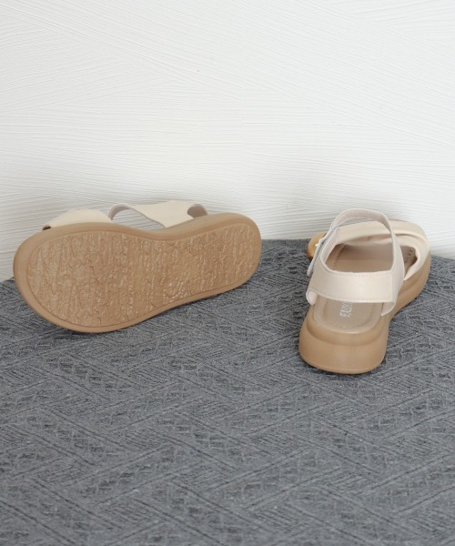 Miniministore(ミニミニストア)の「フラットサンダル 厚底サンダル 軽量美脚(サンダル・レディース・ブラック/ベージュ/アイボリー・23.0cm/24.0cm/25.0cm/22.5cm/23.5cm/24.5cm)」の8枚目の写真