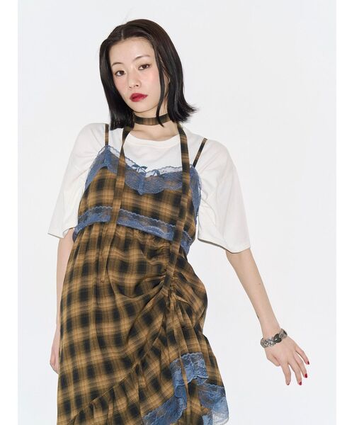 jouetie（ジュエティ）の「レースドッキングアシメヘムキャミワンピース（ワンピース・レディース・イエロー/レッド/ブラック・FREE）」の21枚目の写真