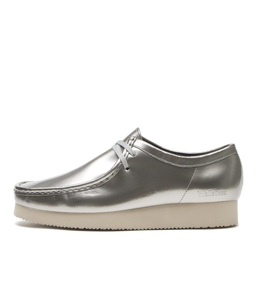 Clarks(クラークス)の「WALLABEE 2604 26186501(モカシン/デッキシューズ・メンズ・シルバー・8/7h/7/6h/9/8h)」の4枚目の写真