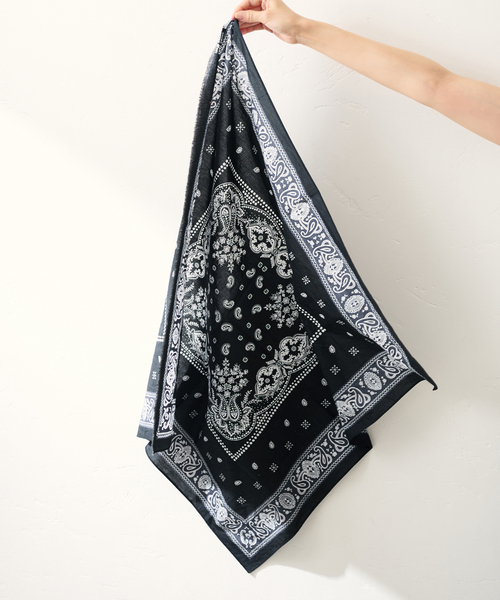 FRAMeWORK(フレームワーク)の「JOHNBULL/ジョンブル bandana(バンダナ/スカーフ・レディース・ベージュ/ネイビー/ブラック/チャコールグレー・FREE)」の7枚目の写真