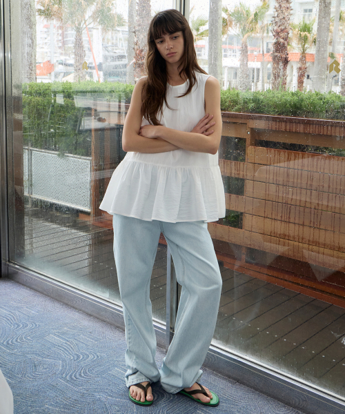 LEVAR(レバー)の「Fluid Flare Sleeveless Top - Off White(シャツ/ブラウス・レディース・その他・FREE)」の3枚目の写真
