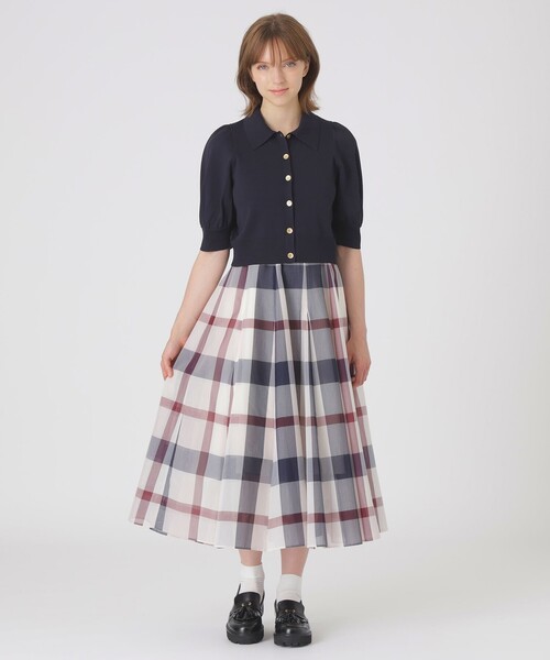 BLUE LABEL CRESTBRIDGE(ブルーレーベルクレストブリッジ)の「エアーライトニットカーディガン(シャツ/ブラウス・レディース・ダークネイビー/オフホワイト・38)」の15枚目の写真