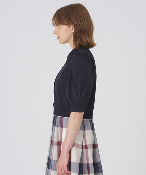 BLUE LABEL CRESTBRIDGE(ブルーレーベルクレストブリッジ)の「エアーライトニットカーディガン(シャツ/ブラウス・レディース・ダークネイビー/オフホワイト・38)」の17枚目の写真