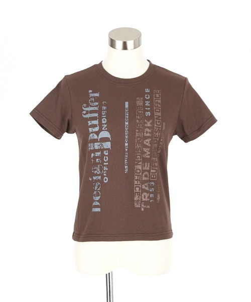 a.p.o.v.(エーピーオービー)の「a.p.o.v. クロップド丈クラックY2K全面プリントTシャツ(レディース)(Tシャツ/カットソー・レディース・ホワイト/ブラウン/ブラック・ONESIZE)」の11枚目の写真