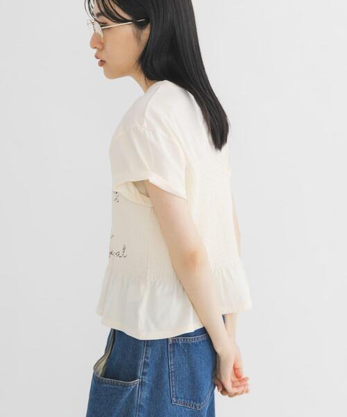 KBF（ケイビーエフ）の「シャーリングデザインプリントTEE（Tシャツ/カットソー・レディース・アイボリー/ブルー/ブラウン・ONE）」の6枚目の写真