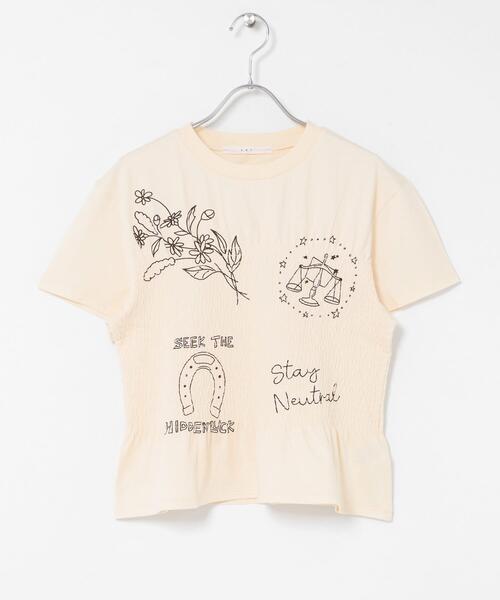 KBF（ケイビーエフ）の「シャーリングデザインプリントTEE（Tシャツ/カットソー・レディース・アイボリー/ブルー/ブラウン・ONE）」の11枚目の写真