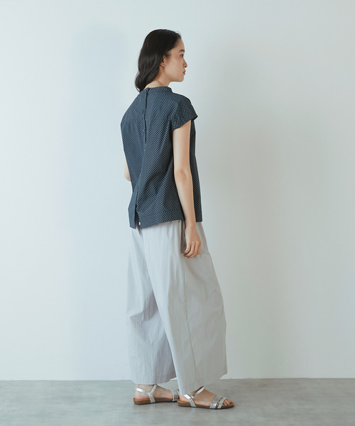 The Duchess Designs(ダッチェス・デザイン)の「《別注》【The Duchess Designs/ザ・ダッチェス・デザイン】スタンドカラーブラウス(シャツ/ブラウス・レディース・グリーン/ネイビー・FREE)」の12枚目の写真