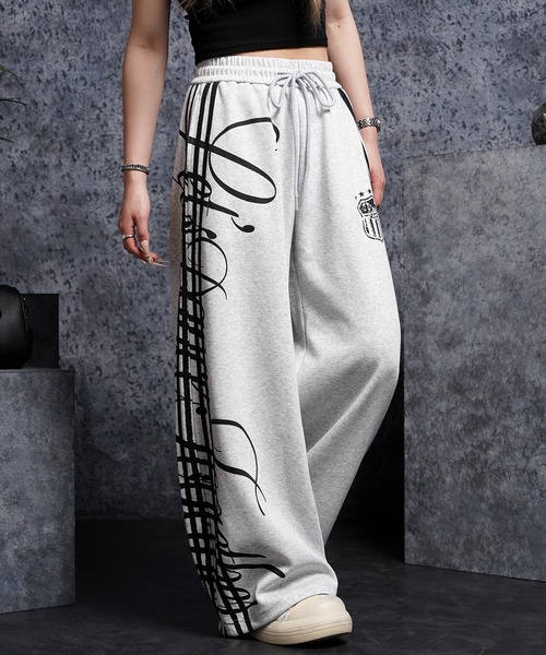 1111clothing(ワンフォークロージング)の「サイドライン ワイドスウェットパンツ / Side-Stripe Wide Sweatpants(スウェットパンツ・メンズ・グレー/ブラック・M/S)」の16枚目の写真