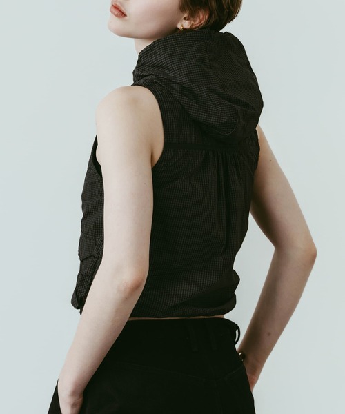 Knuth Marf(クヌースマーフ)の「【Knuth Marf】nylon hoodie(ベスト・レディース・ライトグリーン/ブラック・FREE)」の15枚目の写真