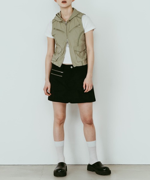 Knuth Marf(クヌースマーフ)の「【Knuth Marf】nylon hoodie(ベスト・レディース・ライトグリーン/ブラック・FREE)」の22枚目の写真