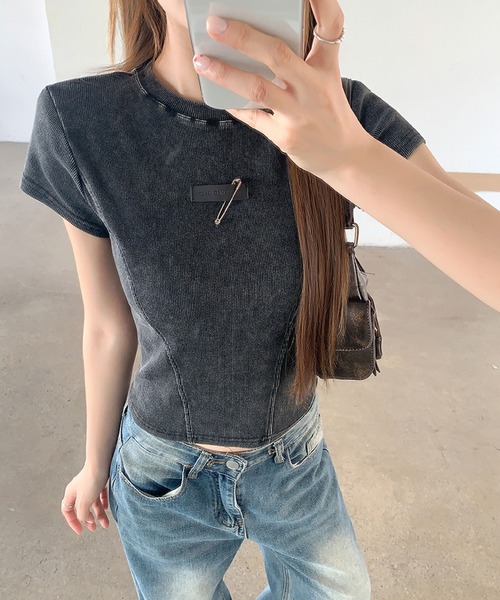 2ly2(トゥーリートゥー)の「ヴィンテージ風リブ加工コンパクト半袖Tシャツ ショート丈トップス レディース(Tシャツ/カットソー・レディース・カーキ/ダークグレー/ブルー・FREE)」の12枚目の写真
