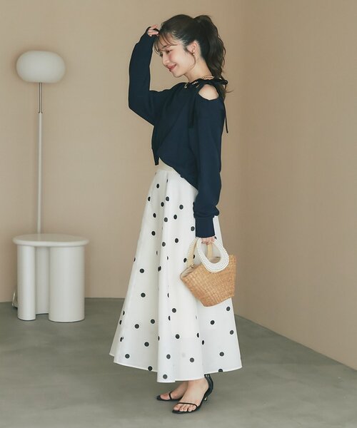La boutique BonBon(ラブティックボンボン)の「【最強着映え】ドットオーガンサーキュラースカート(スカート・レディース・オフホワイト/ブラウン/ブラック・38/36/PS)」の8枚目の写真