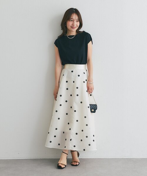 La boutique BonBon(ラブティックボンボン)の「【最強着映え】ドットオーガンサーキュラースカート(スカート・レディース・オフホワイト/ブラウン/ブラック・38/36/PS)」の14枚目の写真