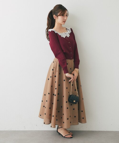 La boutique BonBon(ラブティックボンボン)の「【3サイズ展開】ドットオーガンサーキュラースカート(スカート・レディース・オフホワイト/ブラウン/ブラック・38/36/PS)」の15枚目の写真
