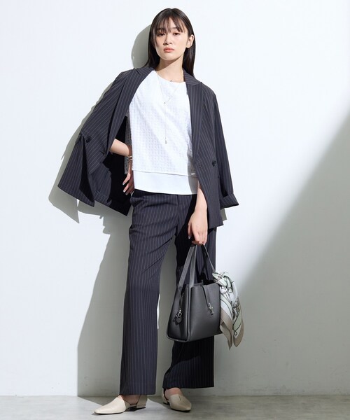 INDIVI(インディヴィ)の「【洗える】レイヤード風レースコンビTシャツ(Tシャツ/カットソー・レディース・ブラック/ホワイト・05/38/34/13/15 )」の8枚目の写真