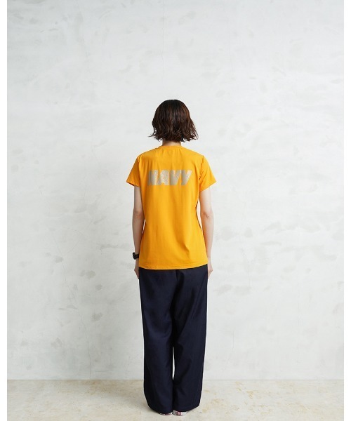 MILITARY(ミリタリー)の「新品 米軍 U.S.NAVY レディース NB社製 フィジカル トレーニング Tシャツ(Tシャツ/カットソー・レディース・イエロー・XL/L/M/S)」の3枚目の写真