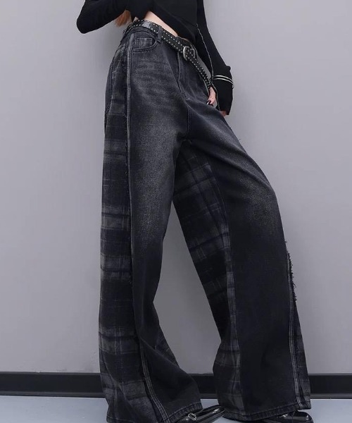 AVYL(アヴィル)の「チェック柄ドッキングワイドデニムパンツ(その他パンツ・レディース・ブラック・S/M/L)」の6枚目の写真