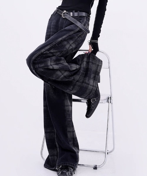 AVYL(アヴィル)の「チェック柄ドッキングワイドデニムパンツ(その他パンツ・レディース・ブラック・S/M/L)」の20枚目の写真
