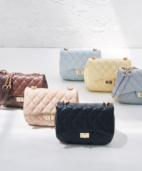 MURA(ムラ)の「Rombea(ロンベア) キルティング チェーンストラップ 2way 斜め掛け ワンショルダー ショルダーバッグ(ショルダーバッグ・レディース・イエロー/ブルー/ダークブラウン/ブラック/ベージュ/グレー・FREE)」の21枚目の写真