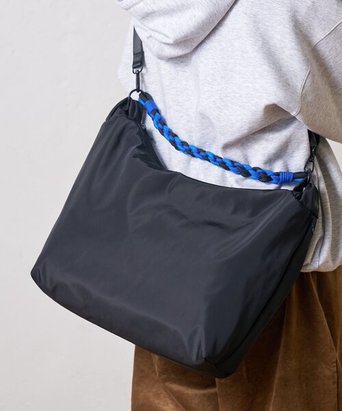 CIAOPANIC TYPY（チャオパニックティピー）の「【SML別注】BRAID SHOULDER BAG（ショルダーバッグ・メンズ・ブラック/ベージュ・ONE SIZE）」の7枚目の写真