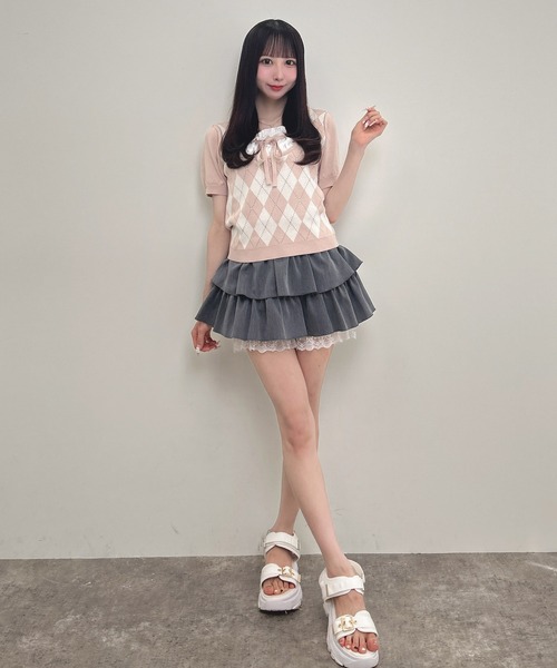 INGNI（イング）の「フロントリボンレイヤード風アーガイルニット（ニット/セーター・レディース・グレー/ボルドー/ピンクベージュ・M）」の13枚目の写真