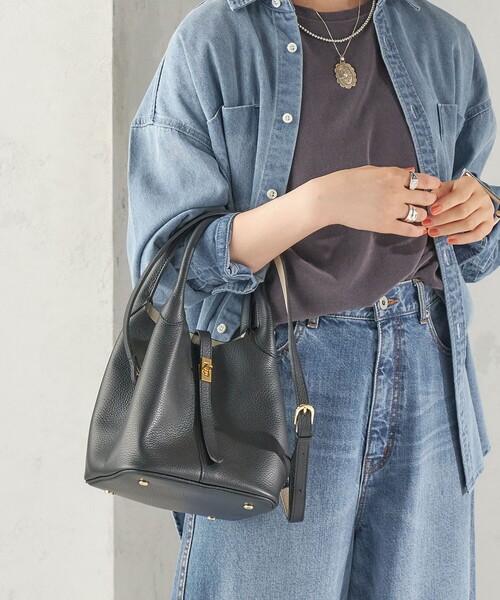 VIOLAd'ORO(ヴィオラドーロ)の「VIOLAd’ORO: V1573 BOX TOTE(トートバッグ・レディース・ブラック/ブラウン・ONE SIZE)」の17枚目の写真