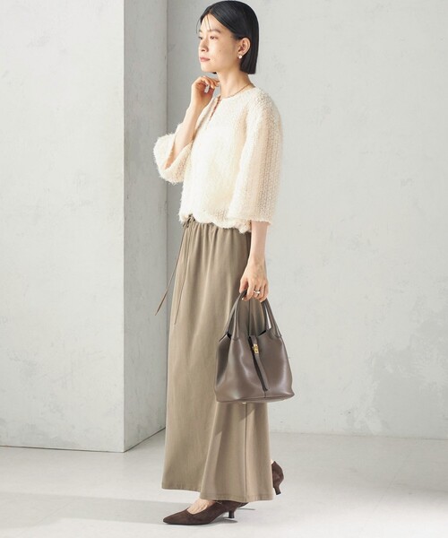 VIOLAd'ORO(ヴィオラドーロ)の「VIOLAd’ORO: V1573 BOX TOTE(トートバッグ・レディース・ブラック/ブラウン・ONE SIZE)」の3枚目の写真