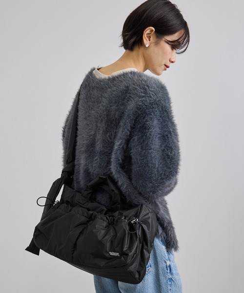OUTDOOR PRODUCTS(アウトドアプロダクツ)の「【OUTDOOR PRODUCTS for SALON】別注コーデュラパフバッグ(ショルダーバッグ・レディース・ブラック/ダークブラウン・FREE)」の1枚目の写真