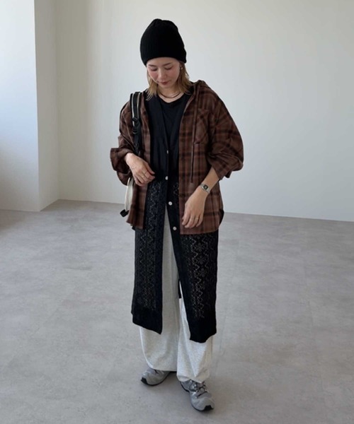 zena(ジェナ)の「レース切替ロングジレ(ベスト・レディース・ブラック/オフホワイト・FREE)」の21枚目の写真