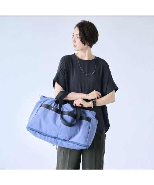 Belle Maison(ベルメゾン)の「ポケッタブル!「タテ拡張」ダブルハンドルビッグバッグ(ボストンバッグ・レディース・ブルーグレー/チャコール/マスタード・-)」の14枚目の写真