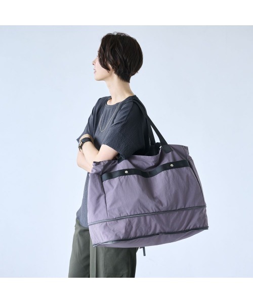 Belle Maison(ベルメゾン)の「ポケッタブル!「タテ拡張」ダブルハンドルビッグバッグ(ボストンバッグ・レディース・ブルーグレー/チャコール/マスタード・-)」の15枚目の写真