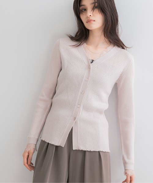 URBAN RESEARCH ROSSO WOMEN（アーバンリサーチ　ロッソ）の「レーストリミングVネックリブニット（ニット/セーター・レディース・ライトピンク/ブラック/グレー/アイボリー・FREE）」の6枚目の写真