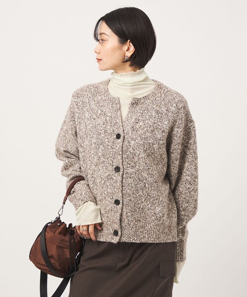 green label relaxing(グリーンレーベルリラクシング)の「ミックスヤーン スキッパー カーディガン(カーディガン/ボレロ・レディース・ベージュ/ライトブルー/ブラック/モカ・FREE)」の6枚目の写真