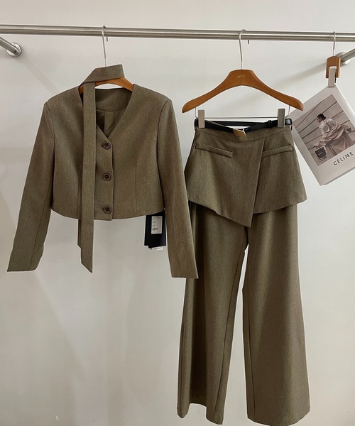 Bifrost（ビフレスト）の「【セットアップ】ショート丈ジャケット&スカート付きパンツ（セットアップ・レディース・ブラック/ライトブラウン/グレー・L/M/S）」の3枚目の写真