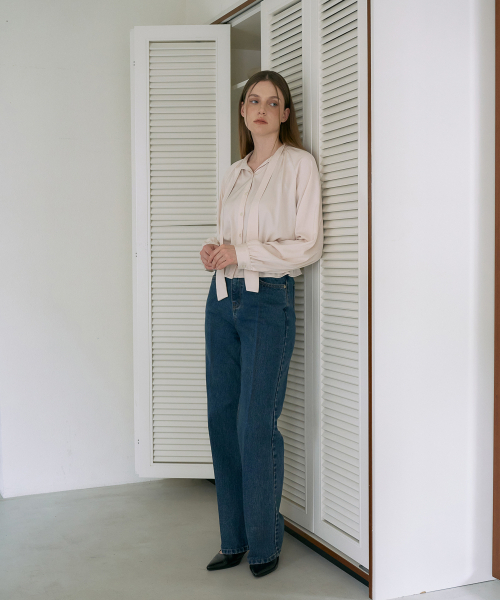 DEHEVE（デヘヴェ）の「Smocked Tie-Neck Blouse [Cream]（シャツ/ブラウス・レディース・Cream・OS）」の6枚目の写真