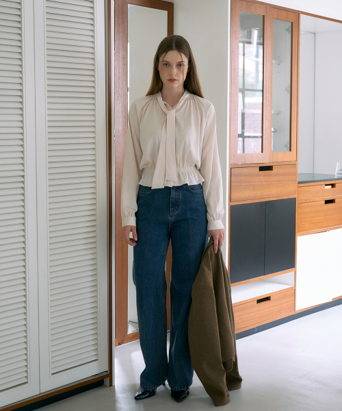 DEHEVE（デヘヴェ）の「Smocked Tie-Neck Blouse [Cream]（シャツ/ブラウス・レディース・Cream・OS）」の15枚目の写真