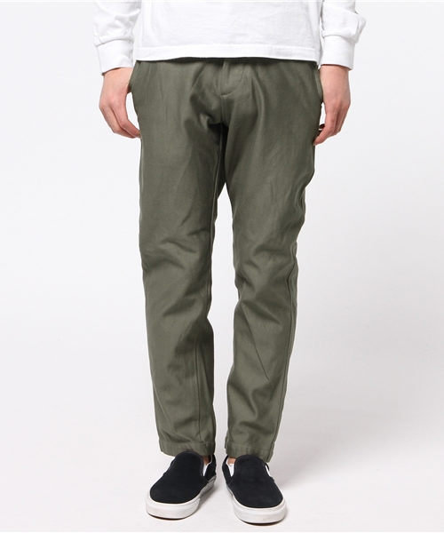 BHY-biography(ビーエイチワイバイオグラフィー)の「BACK SWEAT TWILL CHINO/バックサテンスウェットツイルチノパンツ(その他パンツ・メンズ・カーキ/オリーブ・48/46/44)」の2枚目の写真