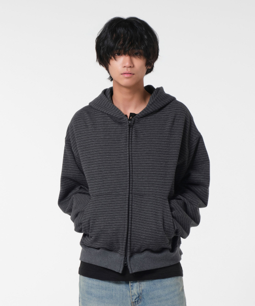 DIVEIN(ダイブイン)の「ストライプクロップフードジップアップ(チャコール/ブラック)(パーカー・メンズ・その他・1/2)」の1枚目の写真